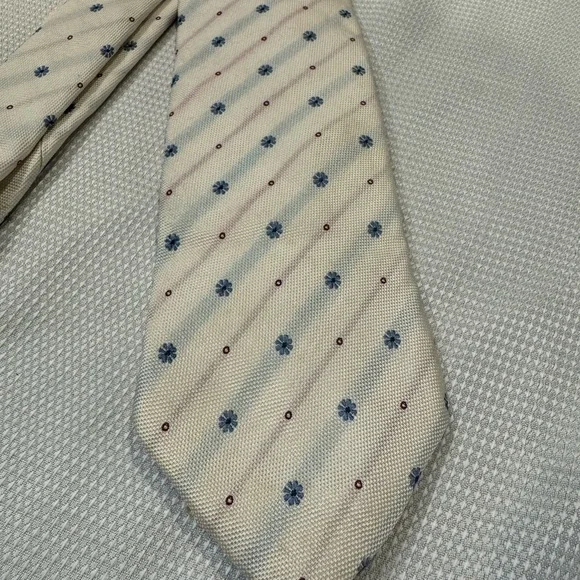 Authentic Burberry men’s silk scarf